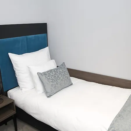 Chopin Hotell 3*