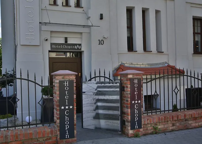 Hotel Chopin 3*